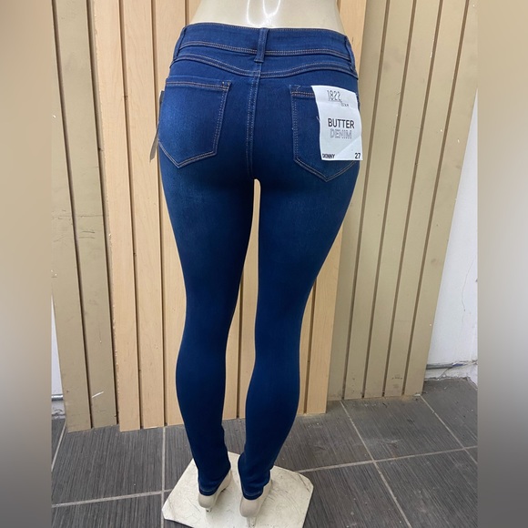 1822 Butter Denim Skinny Jeans - Picture 7 of 16